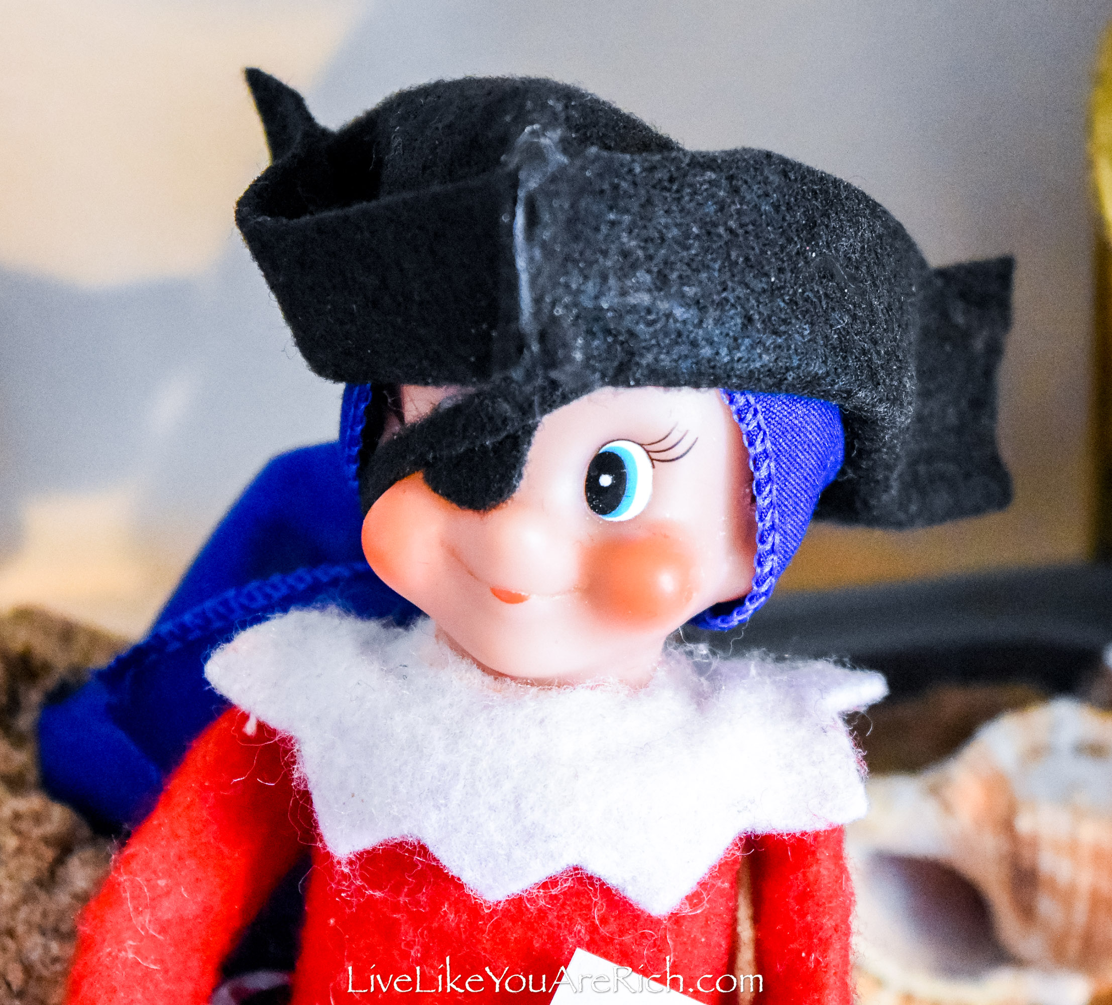 Elf on the Shelf: Pirate Treasure Hunt