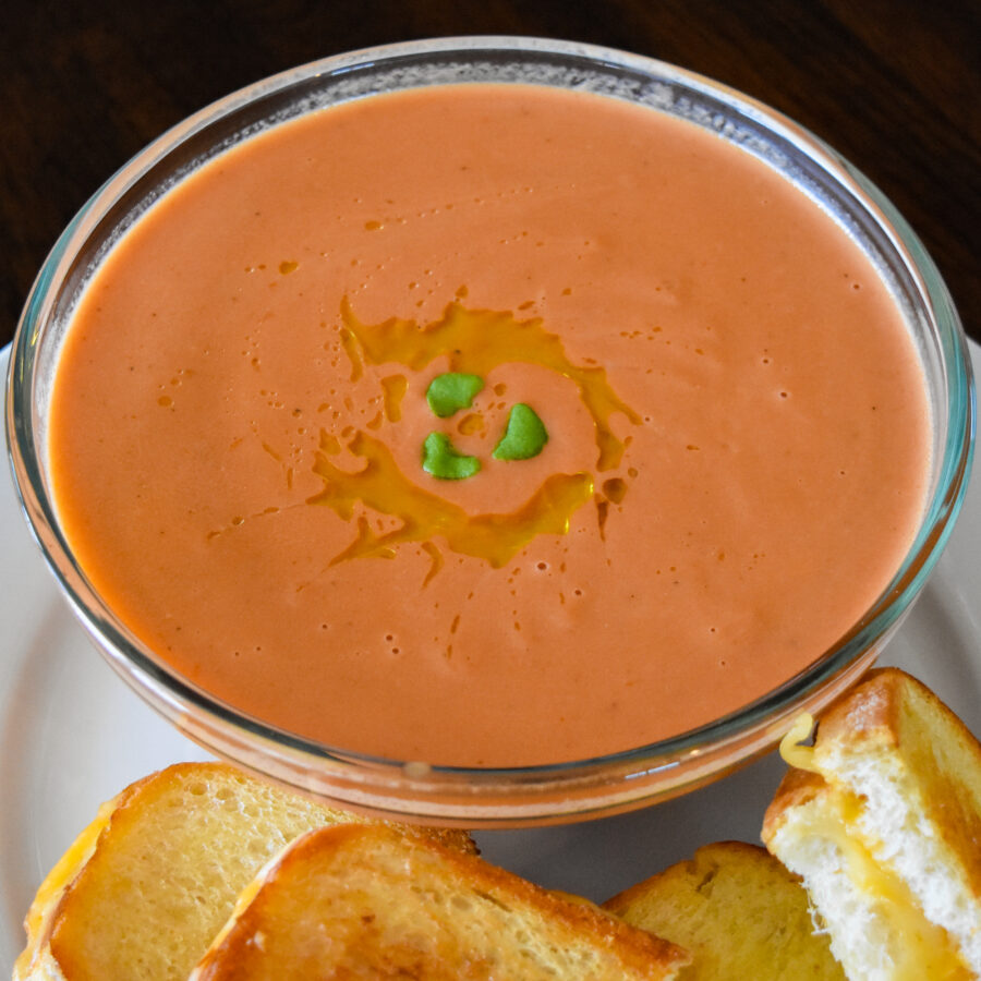 Delicious Homemade Creamy Tomato Basil Soup