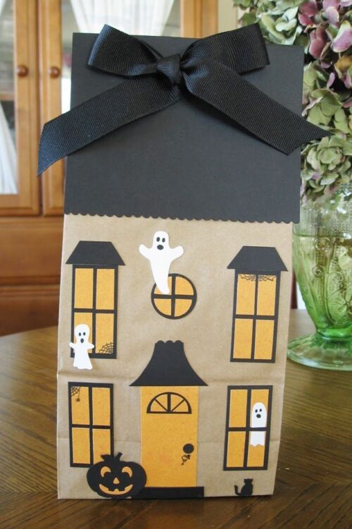 50 Easy Crafts for an Elementary Halloween Party - Live Like You Are Rich