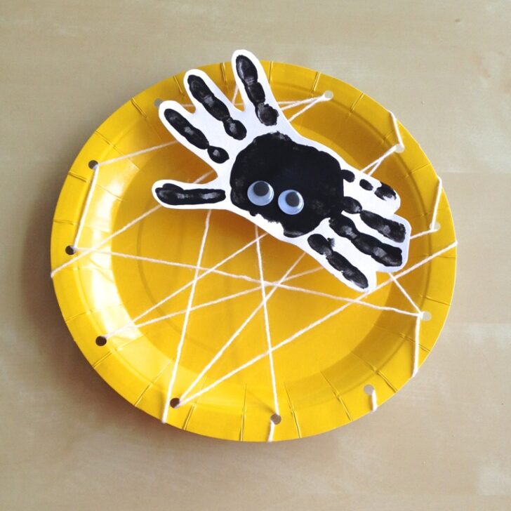 50 Easy Crafts for an Elementary Halloween Party