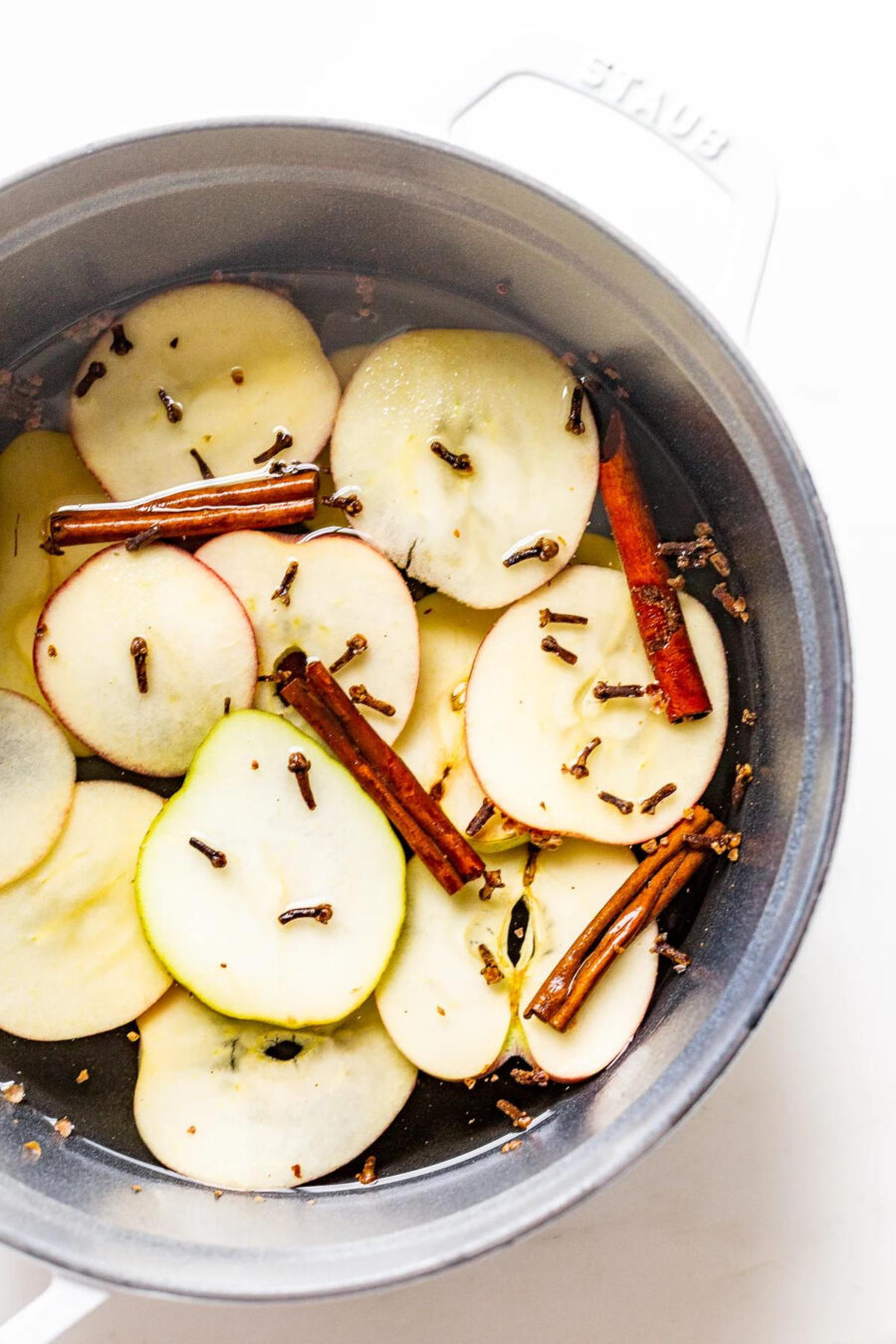 Apple Pear Cinnamon Potpourri