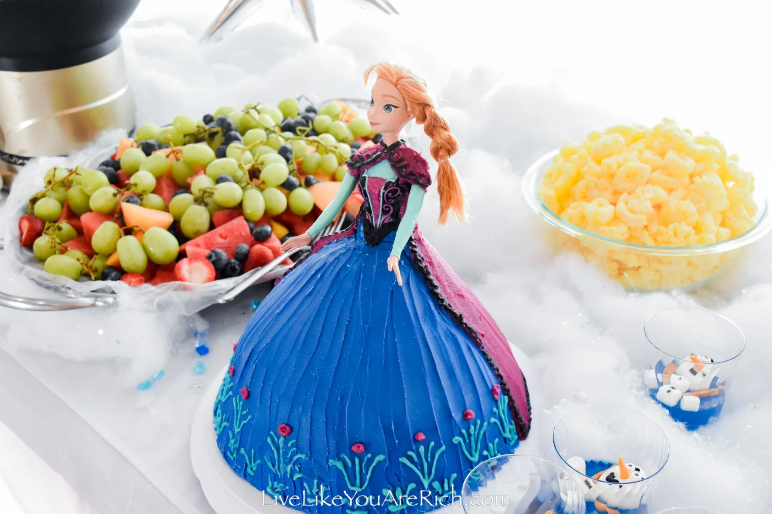 Frozen Barbie Cake - Sweet Smorgasbord