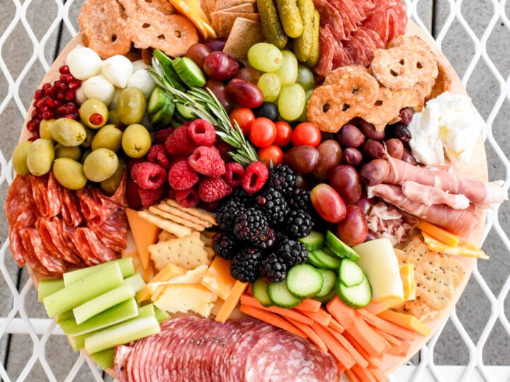 Image for 7 Tips to Making an Inexpensive Charcuterie Board