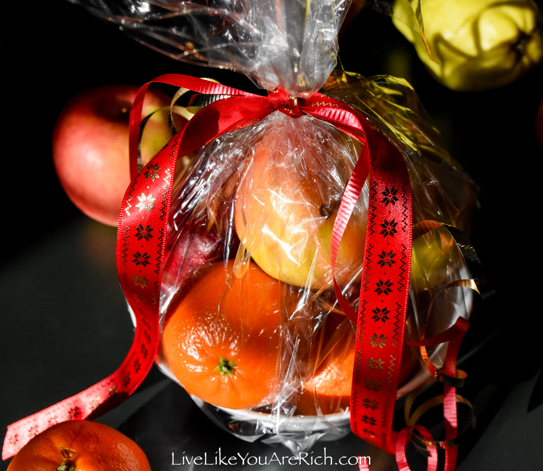 Neighbor Christmas Gifts: Orange You Glad It's Christmas? - Simply