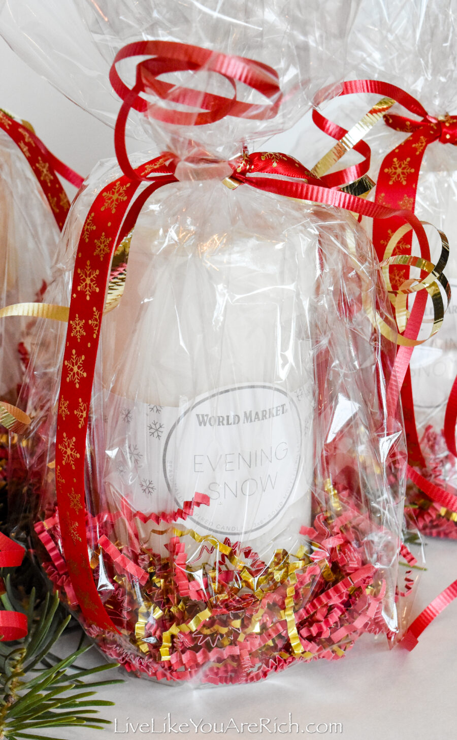 Neighbor Gift Christmas Candles + Free Printable Live Like You Are Rich