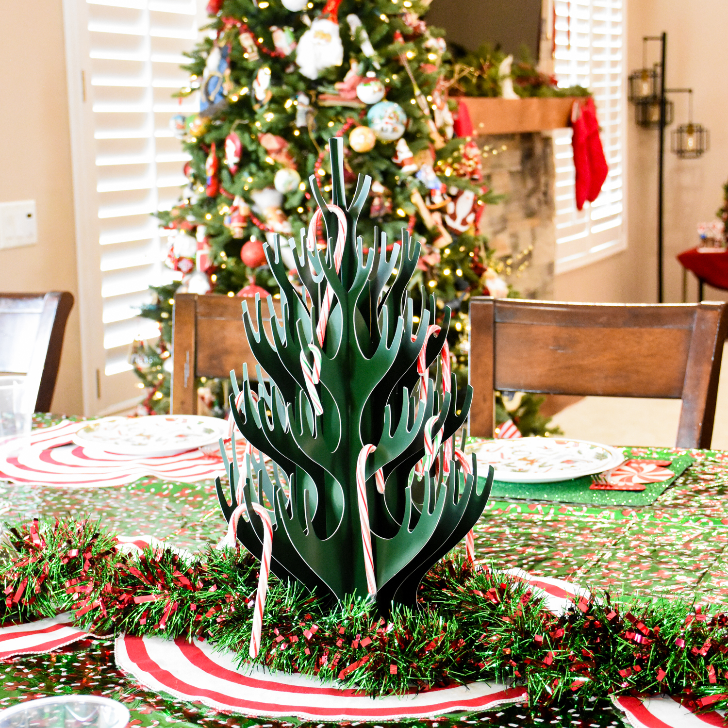 Candy Cane Christmas Tablescape