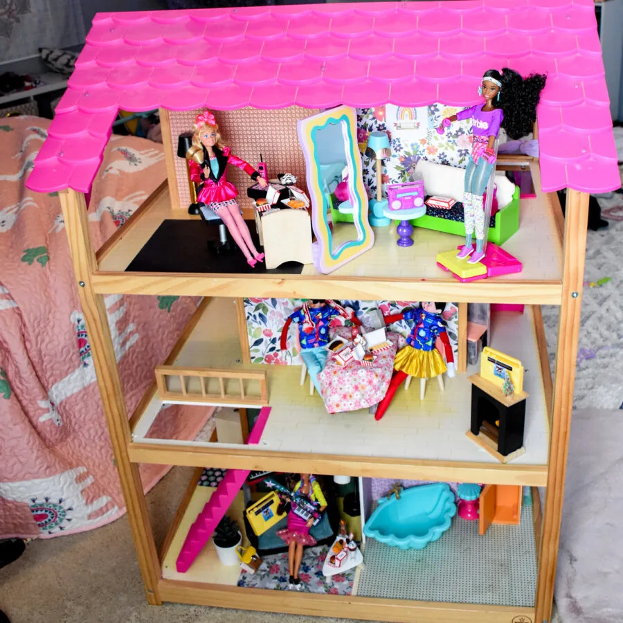 Elf on the Shelf: Rewind 80’s Dollhouse