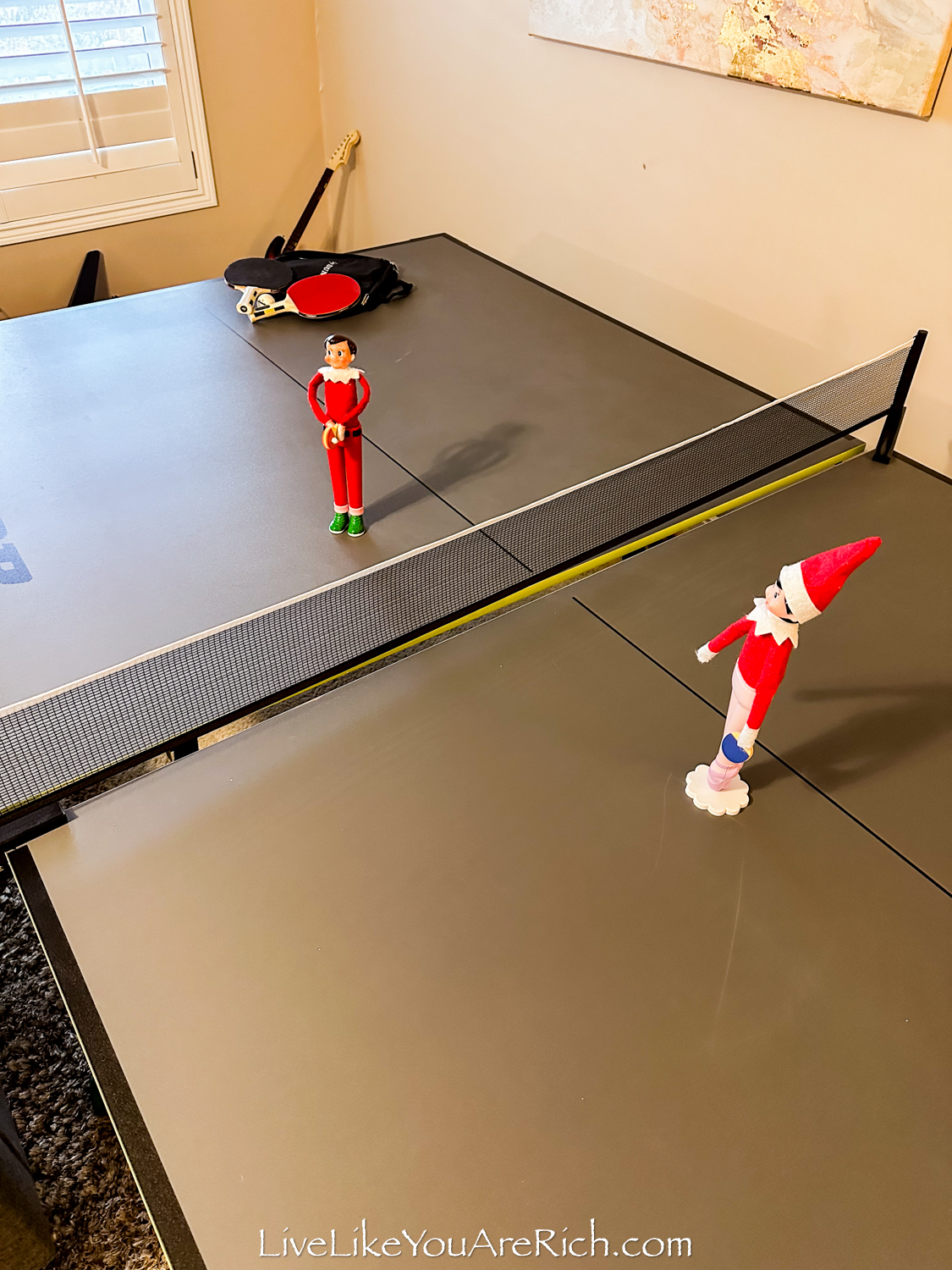 Elf on the Shelf: Table Tennis