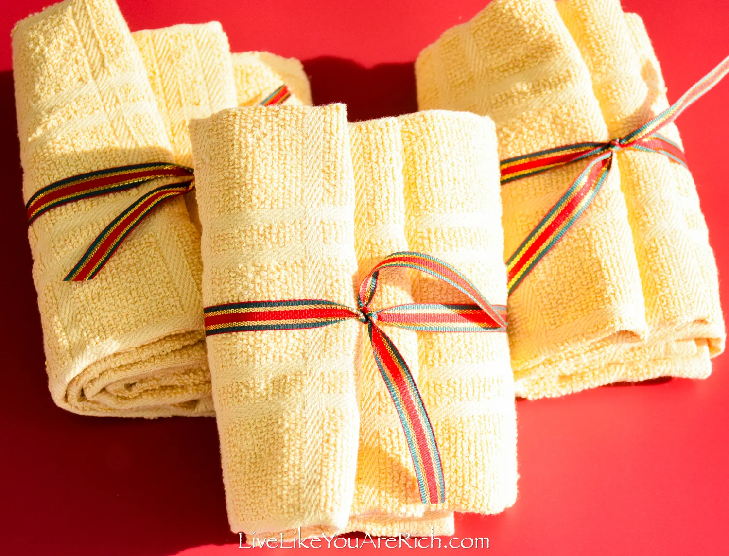 Neighbor Christmas Gift: Hand Towel