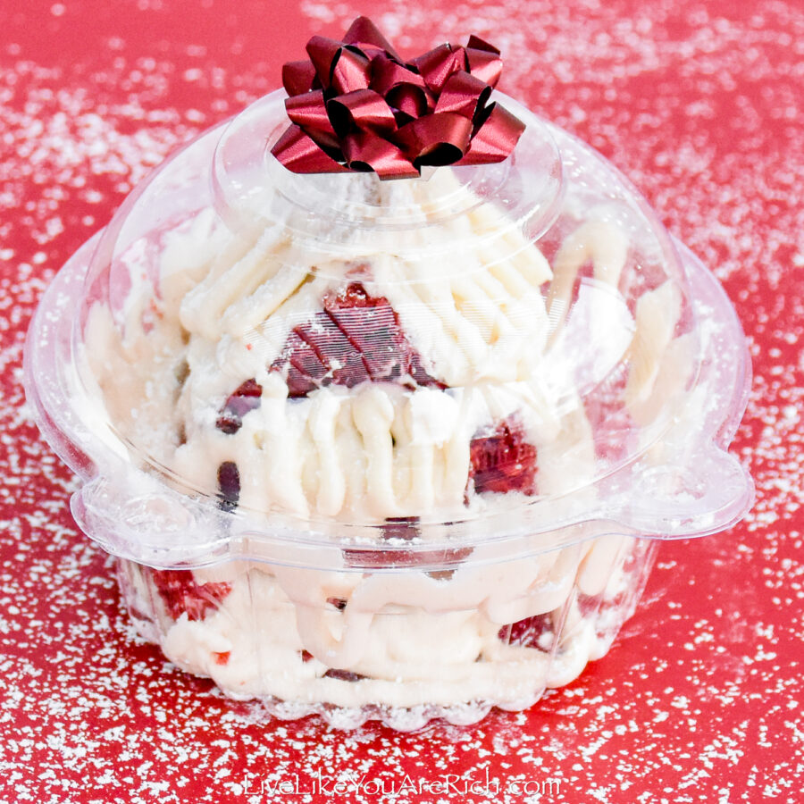 Neighbor Christmas Gift Mini Cake