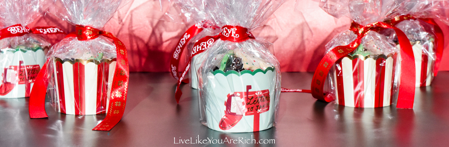 Classy Neighbor Christmas Gifts for Under $2.00 - Live Like You Are Rich