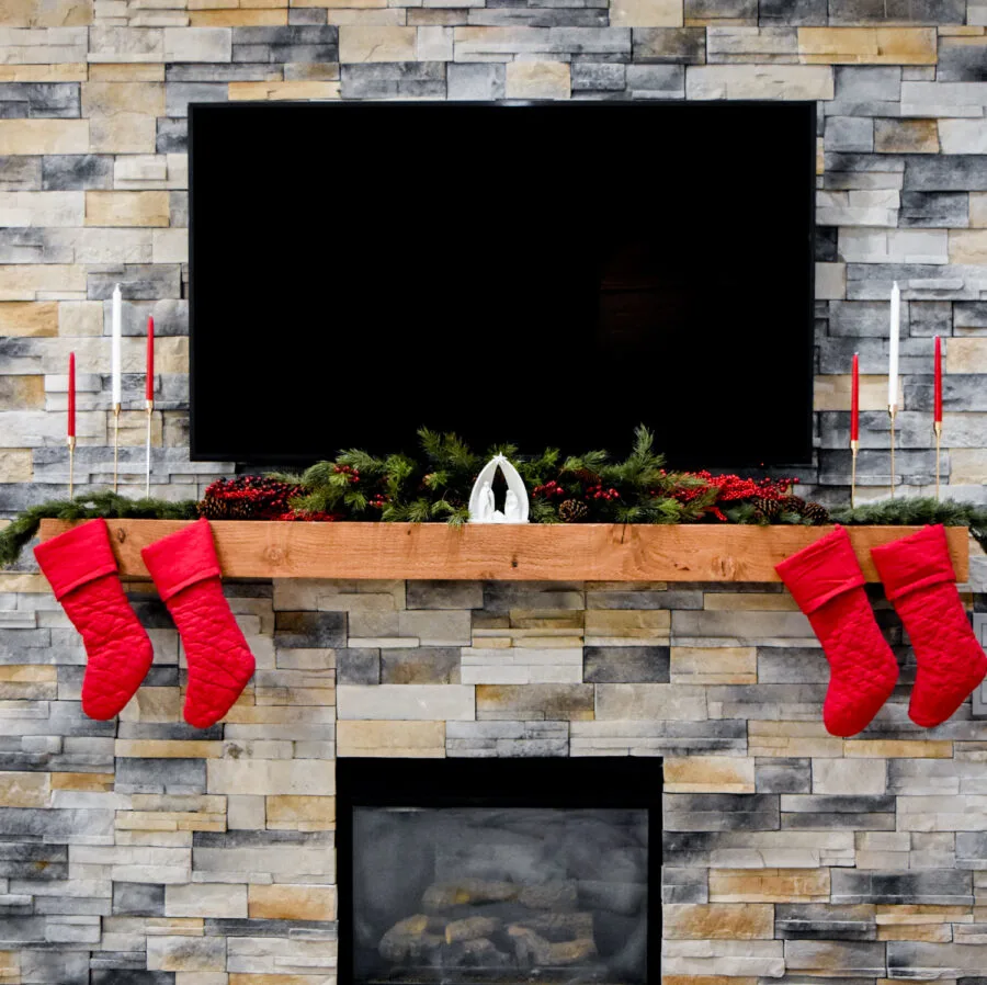 Simple Nativity Christmas Mantel