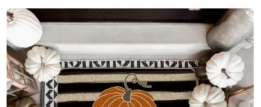 Artoid Mode Watercolor Stripes Pumpkin Decorative Doormat