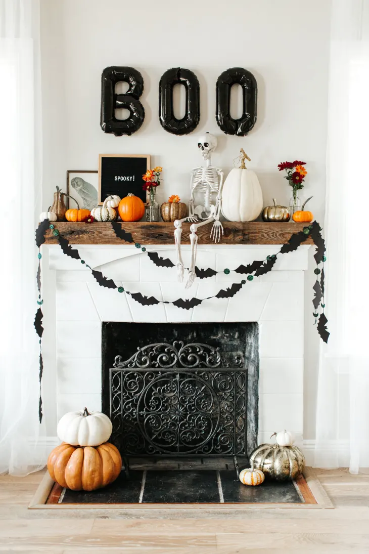 Boo Halloween Mantel