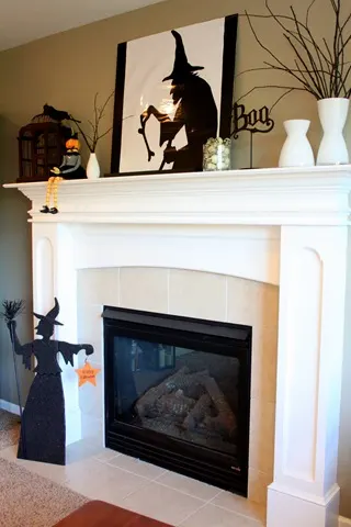 Halloween Mantel