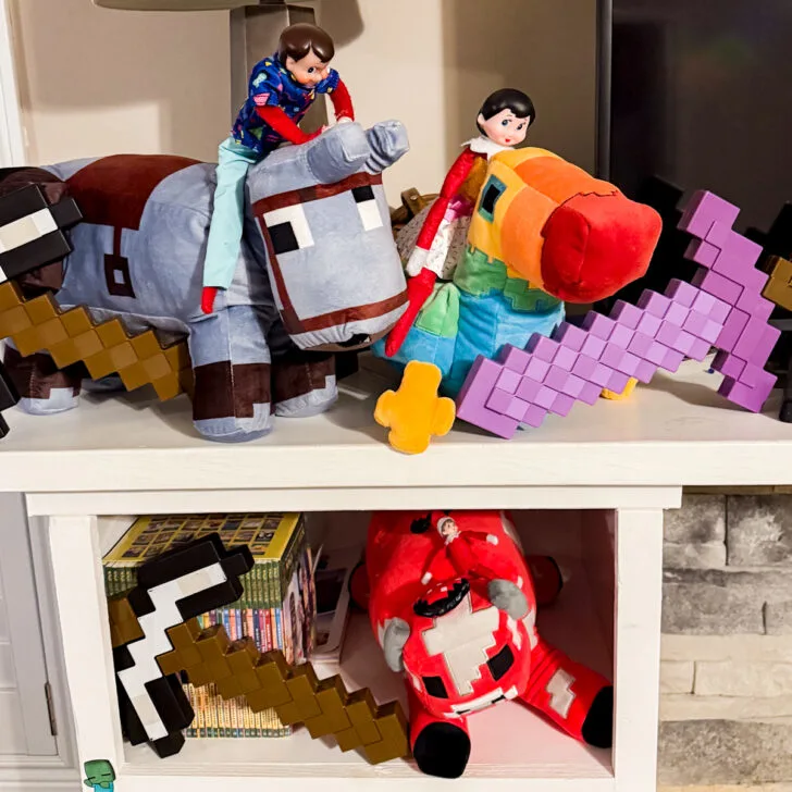 Elf on the Shelf: Minecraft