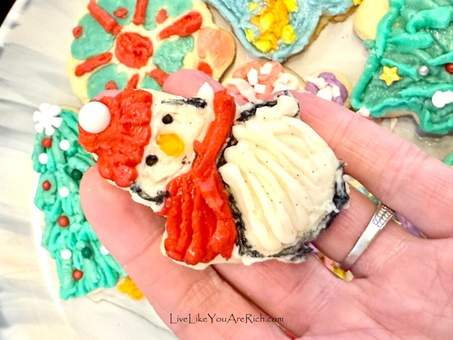 Christmas Cookie Designs using Buttercream Icing