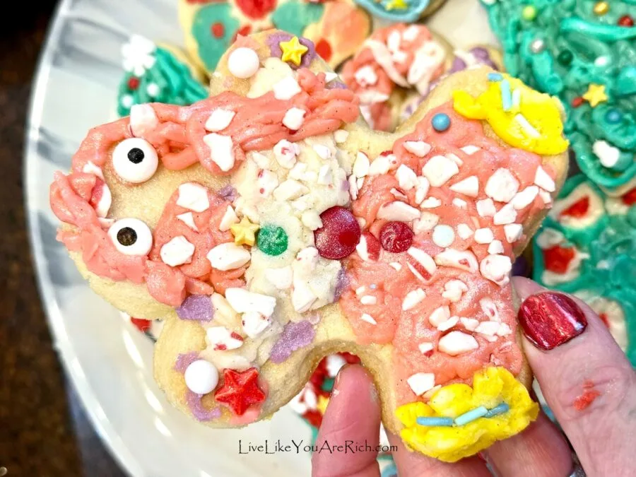Christmas Cookie Designs using Buttercream Icing
