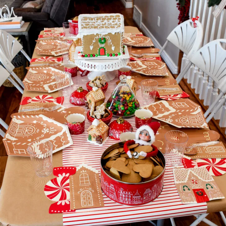 Elf on the Shelf: Gingerbread Cookies