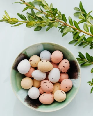 From egg hunts to church visits, these Easter traditions are sure to make your family hoppy! 🧺🐣

Share your favorite Easter traditions in the comments 👇👇👇

https://livelikeyouarerich.com/5-family-fun-easter-traditions/

#eastertradition #eastertraditions  #Easter #ChristCenteredEaster #FamilyTraditions #ResurrectionSunday #Easterbooks