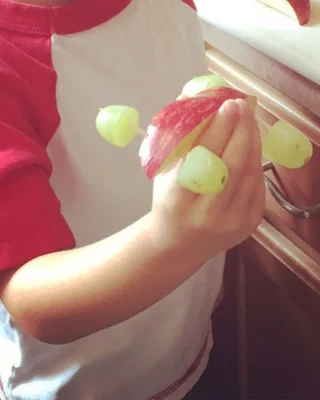 Lunches made easy! Get ready for a smooth back-to-school transition with these fun and delicious ideas. 🍴📚

If you have any kids going back to school soon, you may find the following tips and posts helpful… 

http://livelikeyouarerich.com/back-to-school-lunches-gifts-and-transitioning-tips/