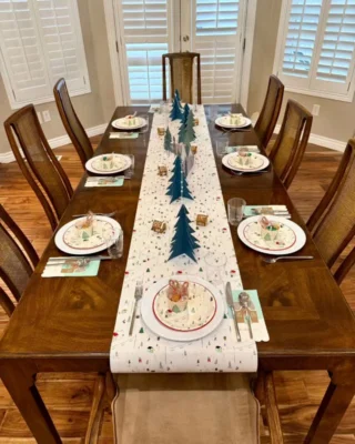 Bringing the laid-back vibes to the ski chalet tablescape scene. Let the good times roll! ⛷️

https://livelikeyouarerich.com/oh-what-fun-ski-chalet-tablescape/